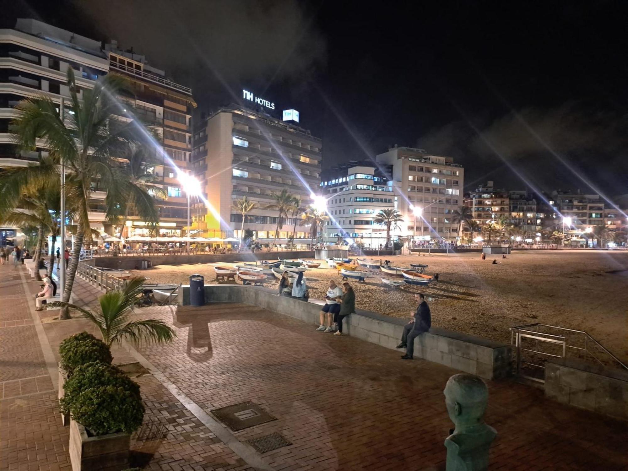 Bkd1 - Apartamento Entero A 50 Metros Playa De Las Canteras لاس بالماس دي غران كاناريا المظهر الخارجي الصورة