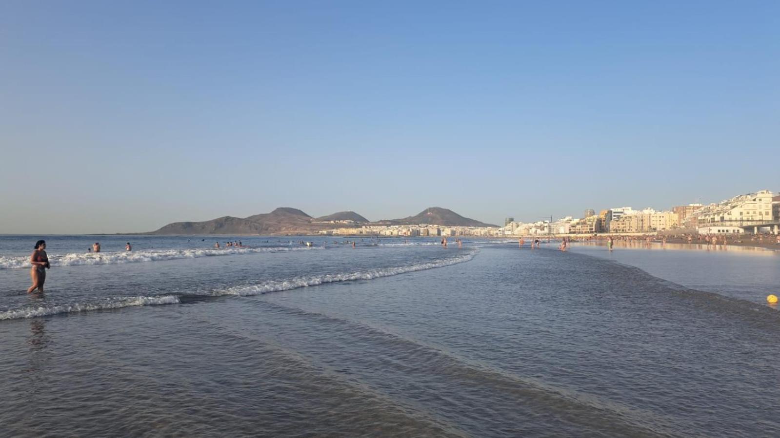 Bkd1 - Apartamento Entero A 50 Metros Playa De Las Canteras لاس بالماس دي غران كاناريا المظهر الخارجي الصورة