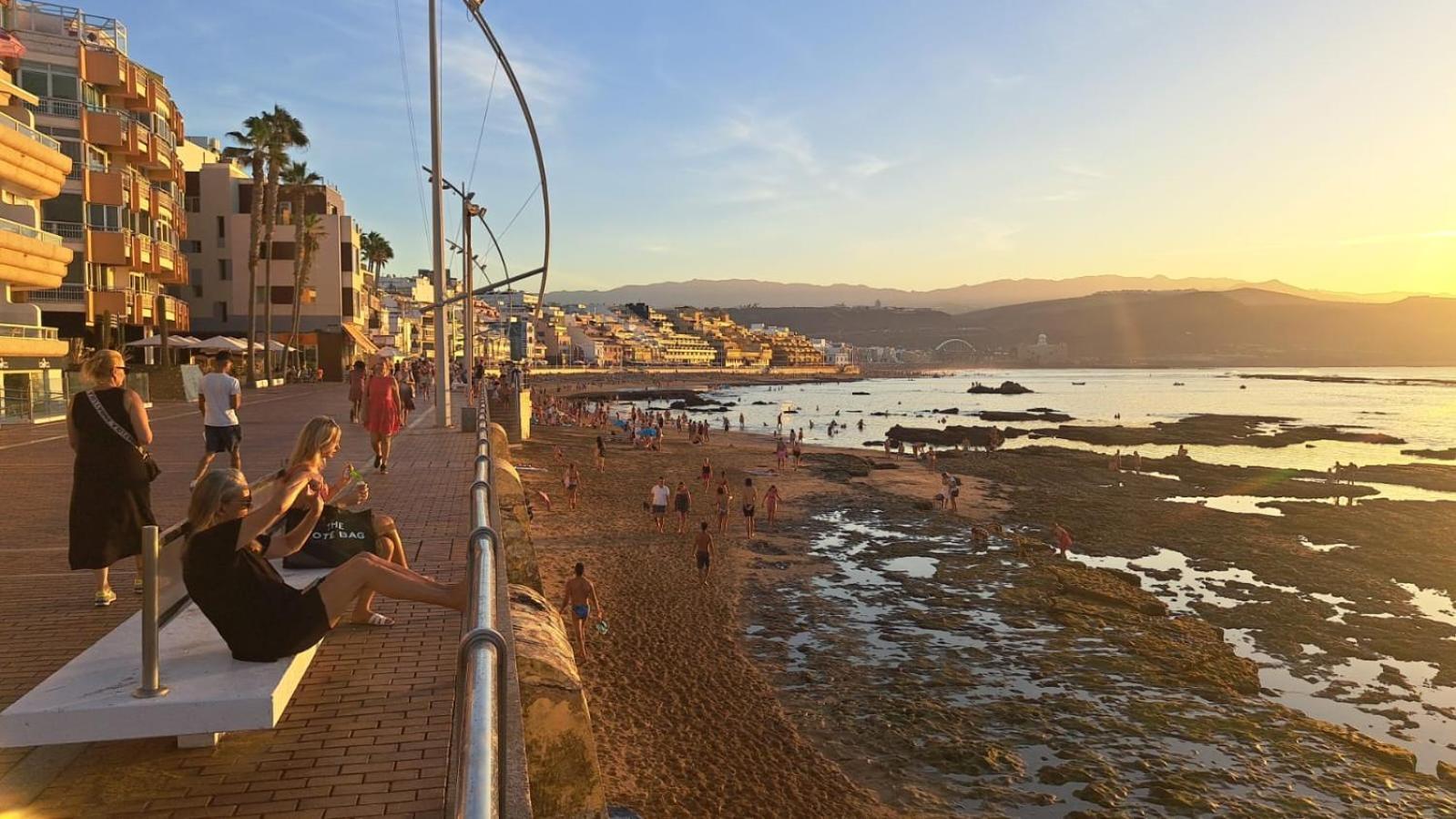 Bkd1 - Apartamento Entero A 50 Metros Playa De Las Canteras لاس بالماس دي غران كاناريا المظهر الخارجي الصورة